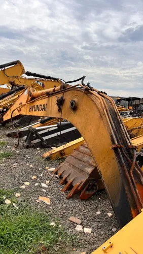 BRAÇO HYUNDAI R140-LC7