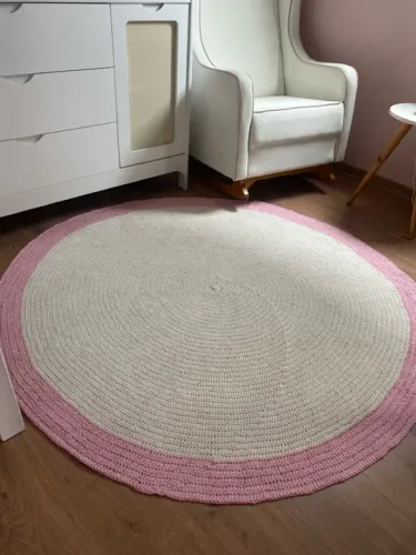 Tapete lindíssimo Off White e Rosa bebê - NOVO