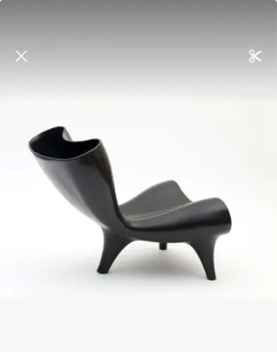Cadeira Marc Newson "Orgone Chair"