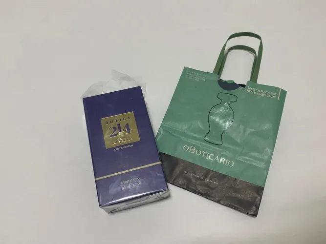 Perfume Botica 214 Verano en Firenze 90 ml na caixa Foi Usado