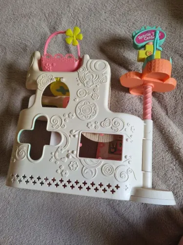 Hospital Littlest Pet Shop