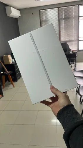 iPad 9 64gb Prata
