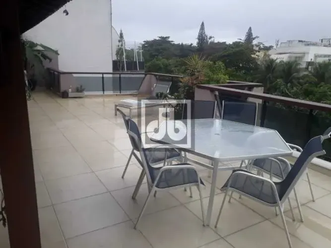 JBB56293 - BARRA DA TIJUCA - JARDIM OCEÂNICO - COBERTURA LINEAR COM DIREITO USO GOZO DA LA