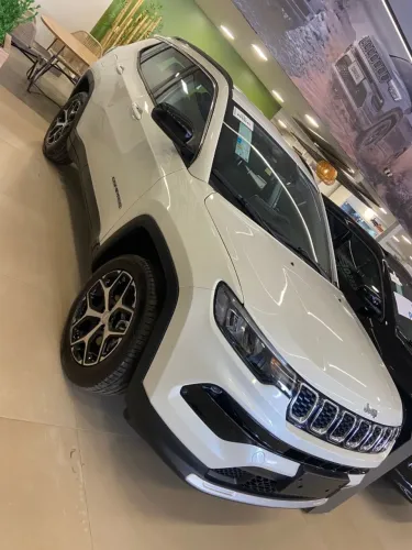 Jeep Compass Long. T270 1.3 TB 4X2 Flex AUT 2026