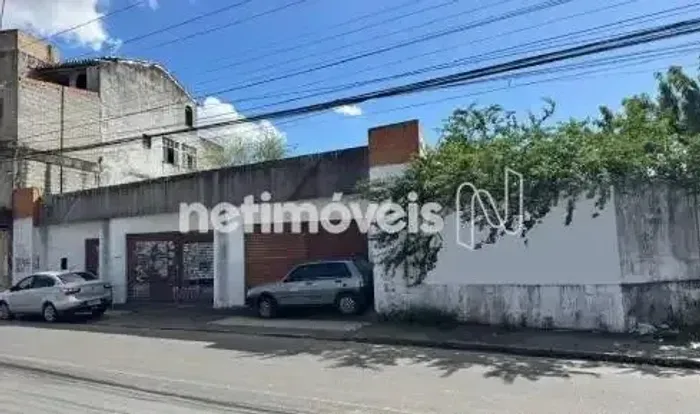 Terreno com 1.512,32 m2 em Localização Estratégica no Bairro Brasília!