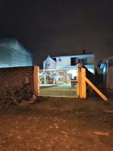 IMBÉ - IMBÉ - Casa para família grande, moradia ou veraneio. Piscina, 04 dorm. e demais pe