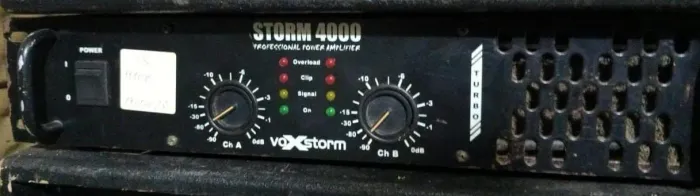 Potencia/amplificador voxstorm 4000