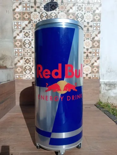 Cooler Redbull