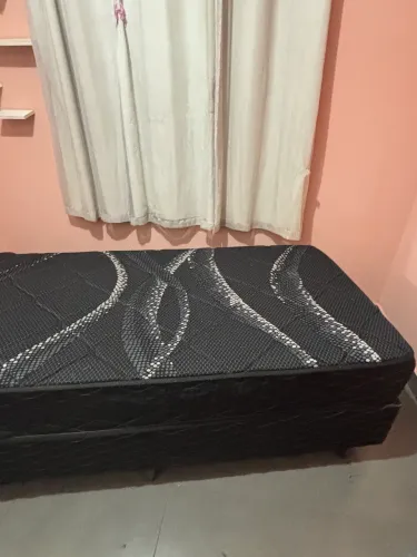 Vendo Cama Solteiro