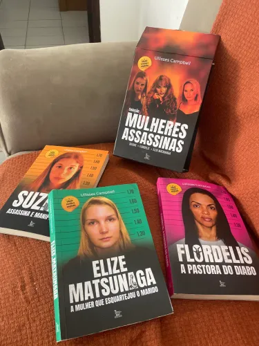 Livros Coleção Mulheres Assassinas - Ulisses Campbell