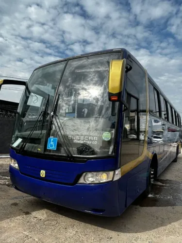 ONIBUS BUSSCAR 2005