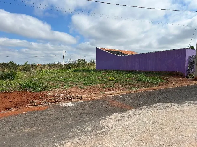 Vendo ou troco Terreno 242m² Bairro Santo Antônio (Primaville)- Monte Alegre de Minas - MG