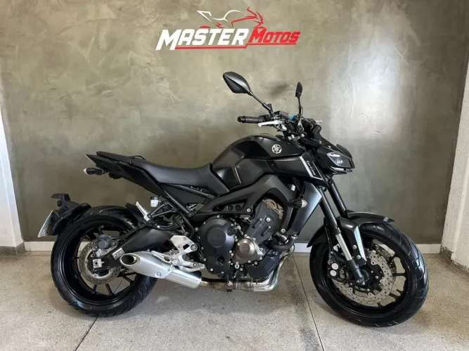 Yamaha MT 09 22/23