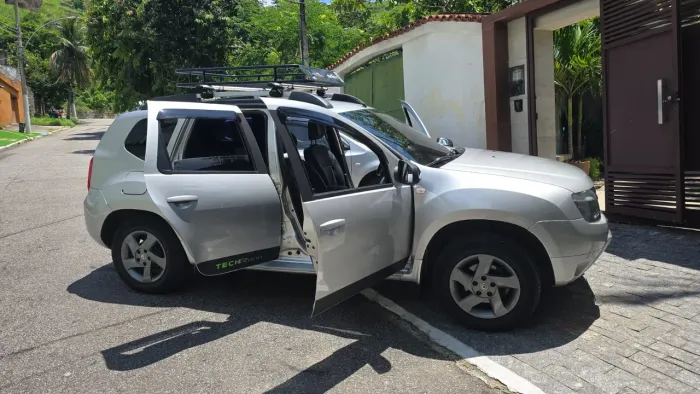 Renault Duster Dynamique 2.0 Hi-flex 16V Aut. 2013