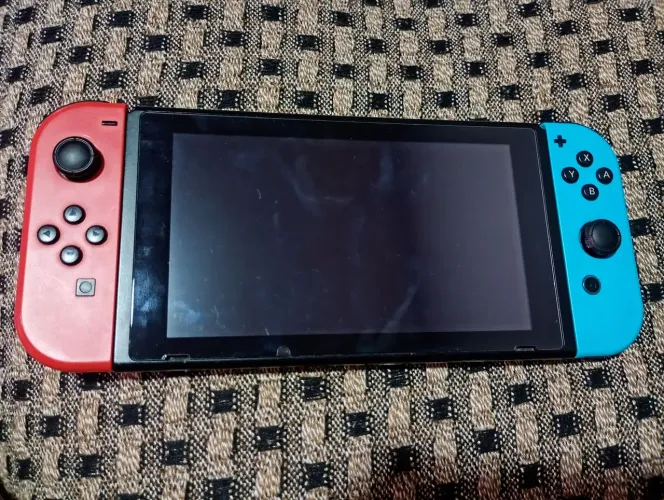 Nintendo SWITCH V1 d.e.s.b.l.o.q