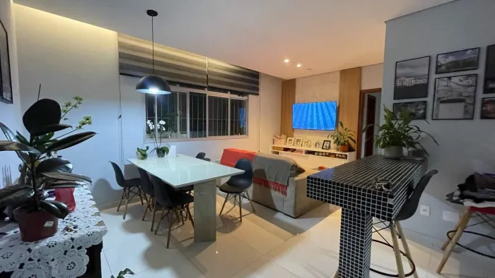 Apartamento à venda, 2 quartos, 1 suíte, 2 vagas, Buritis - Belo Horizonte/MG