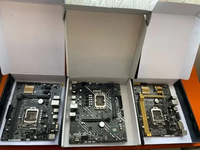  lote de 7 placas mãe leia o anuncio !