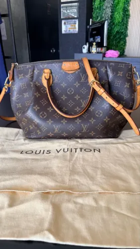 Louis Vuitton Turenne MM Monogram Original