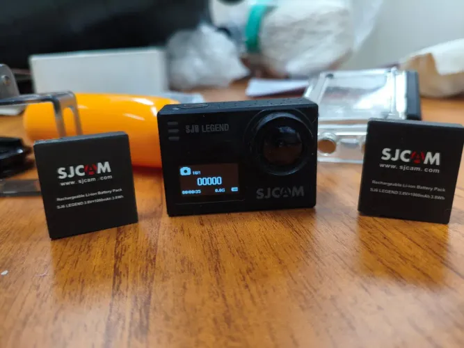 Câmera de Ação SJCAM SJ6 Legend 4K - Kit Completo + Bateria Extra