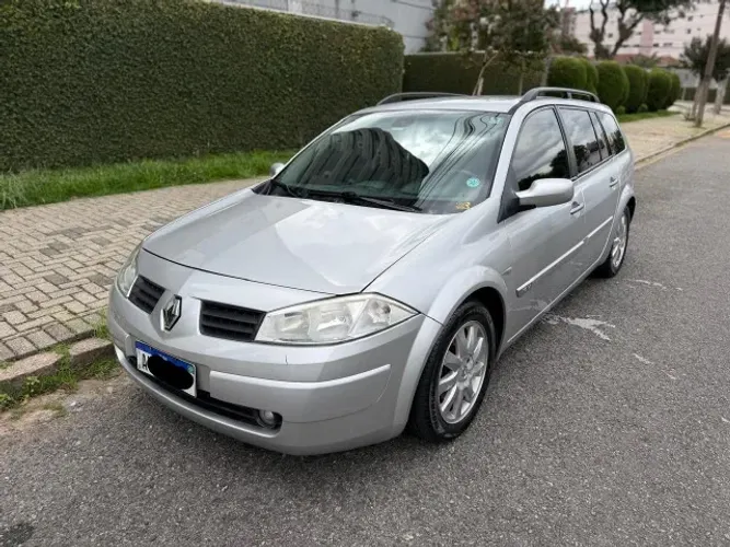 Renault Megane Grand Tour Dynam. Hi-flex 1.6 16V 2012