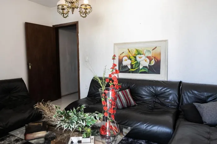 Casa à Venda - Ouro Preto, 4 Quartos, 298 m2