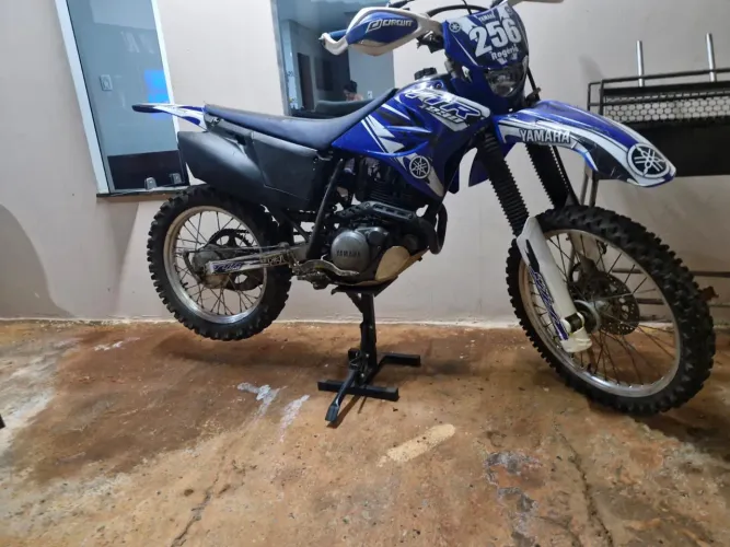Carretinha para motos e motos de trilha