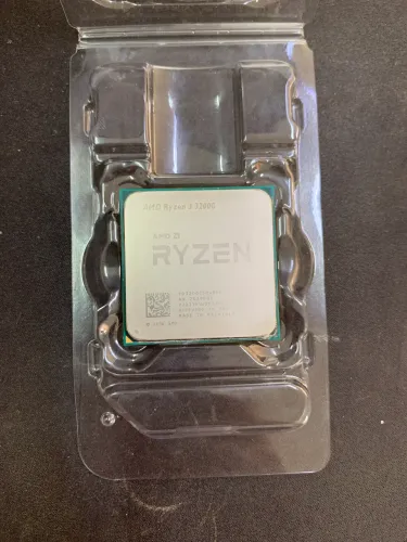 Ruzen 3 3200g + Cooler box