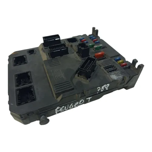 Caixa Fusivel Bsi Peugeot 206 1.0 2000 2001 2002 A 2010