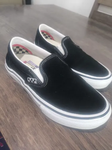 Vans skate slip on