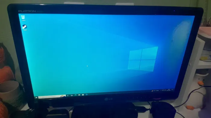 Monitor LG Flatron E2250V Full HD