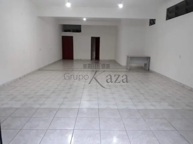 Oportunidade - Ponto Comercial - Bosque dos Eucaliptos - 100m².