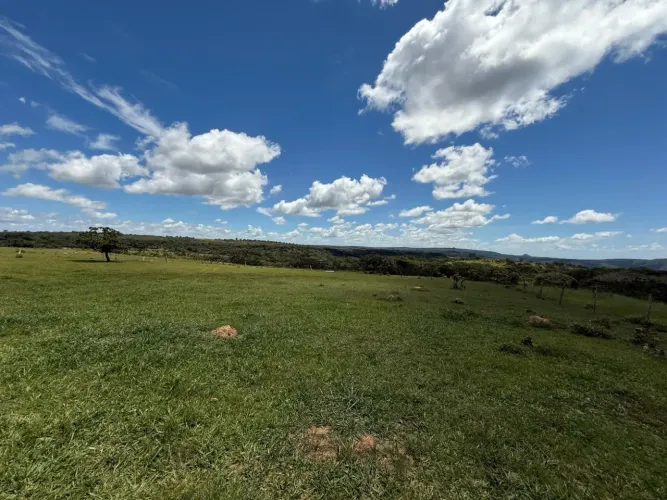 Imóvel para venda possui 968000 metros quadrados em Zona Rural - Bom Jardim de Goiás - GO