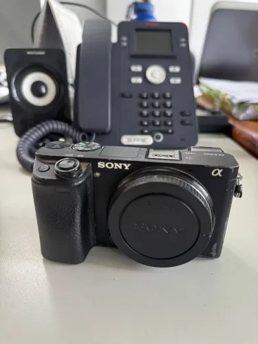 Câmera Sony a6300