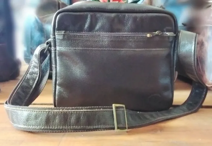 Bolsa Tiracolo de couro Legítimo - Vintage Clássica
