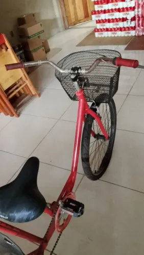  Vendo triciclo semi novo 