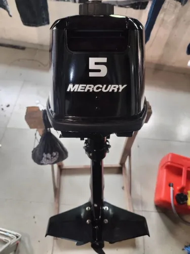 BARCO DE ALUMÍNIO 3,50 + MOTOR MERCURY 5 HP