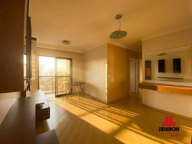 Apartamento para alugar com 2 quartos, 1 suíte, 2 banheiros, sacada, semi mobiliado, 1 vag