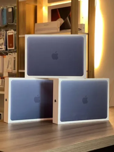 MacBook Neo 256/8 (A18 Pro) 13" - Novo - 1 ano de Garantia - loja Física - Até 18X