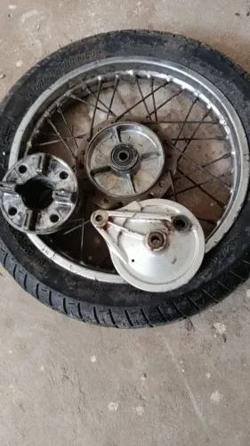 Venda de pneu traseiro da moto Biz 110i