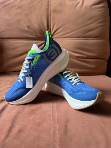Vendo tênis olimpikus todos tamanho 40