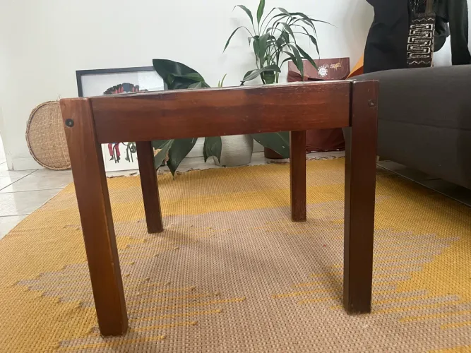Mesa de centro em madeira
