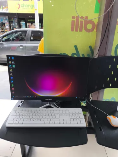 Vendo computador Positivo completo