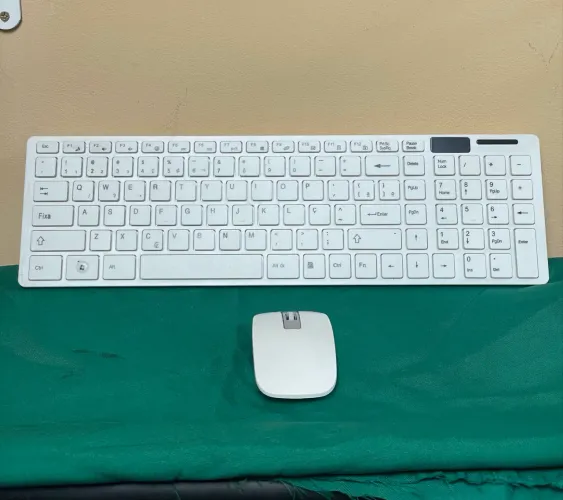 Teclado e Mouse sem fio LehMox - Envio OLX Pay