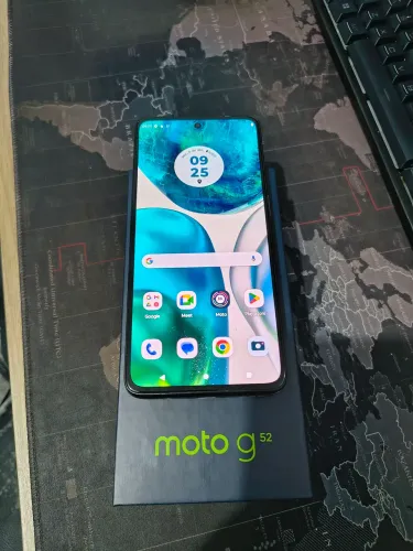 Moto G52