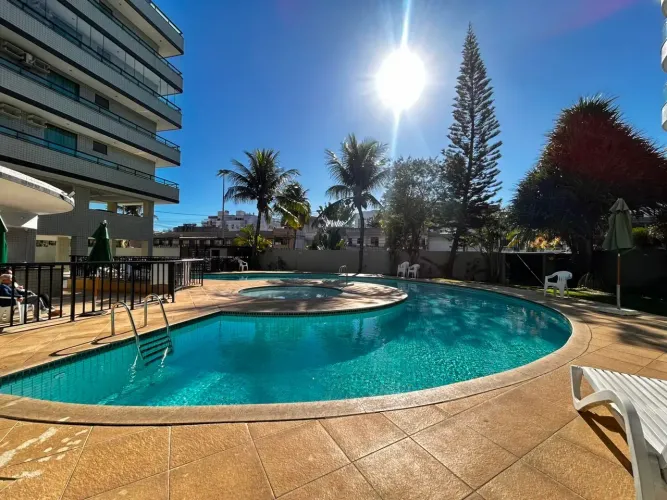 Apartamento amplo no Braga, próximo à praia em Cabo Frio-RJ