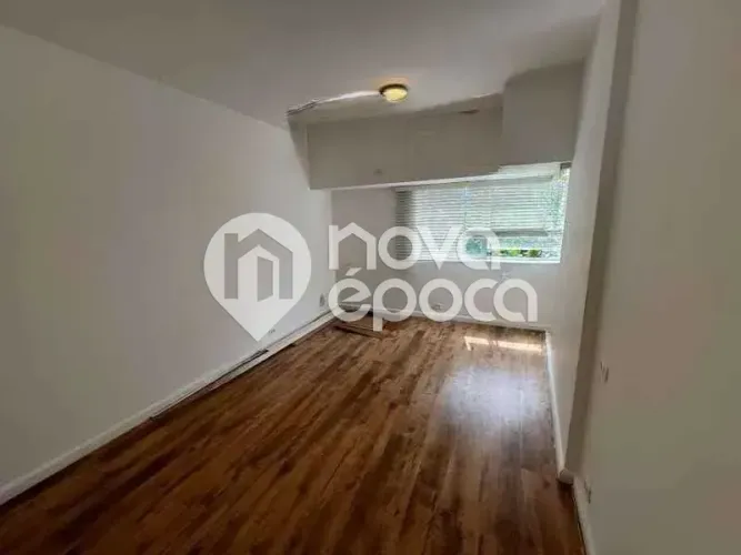 Sala Comercial à Venda no Leblon 36 m² na Avenida Ataulfo de Paiva | Excelente Oportunida