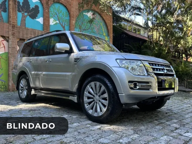 Mitsubishi Pajero HPE Full 3.2 4X4 T.i.dies. 5P AUT 2019
