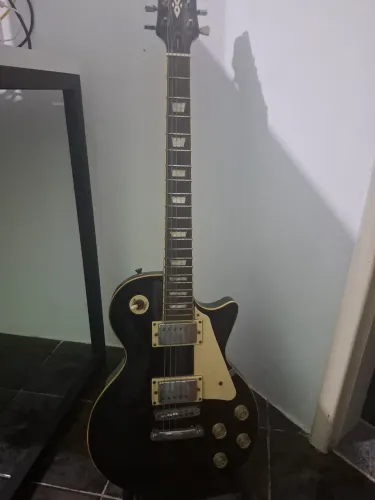 Guitarra Les Paul Strinberg LPS230