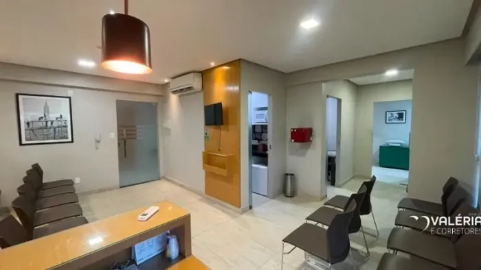 SALA COMERCIAL EM NAZARÉ, 60M²