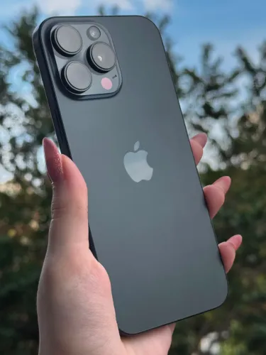 iPhone 16 Pro Max 256GB Preto Titânio
